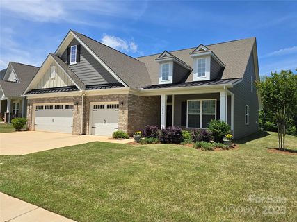 17028 River Race Drive sold home in Northbrook, Huntersville, NC