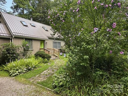 19 Reuben Branch Road sold home in Spring Lake Estates, Maggie Valley, NC