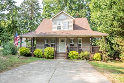 7691 Red Robin Trail