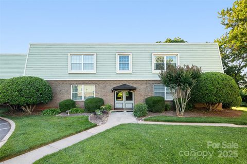 2638 Park Road