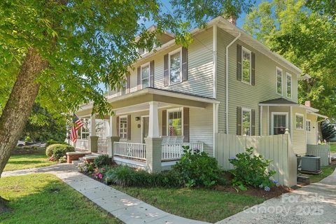 448 Union Street sold home in Historic District, Concord, NC