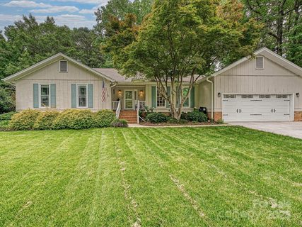 2911 Butter Churn Lane sold home in Hearthstone, Matthews, NC