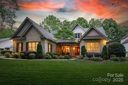 9002 Fair Oak Drive sold home in Sherrills Ford, SC