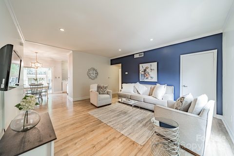 5927 Quail Hollow Road sold home in Quail Hill, Charlotte, NC