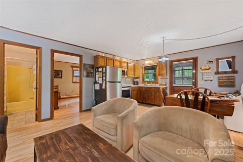 37 Sassafras Lane sold home in Timberline Cabins, Maggie Valley, NC