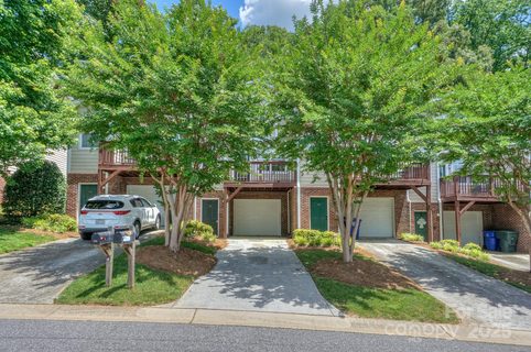 121 High Ridge Road sold townhome in Sunridge Place, Mooresville, NC