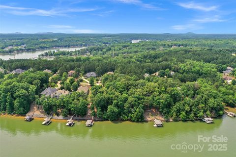 3223 Lake Pointe Drive active lot in Reflection Pointe, Belmont, NC