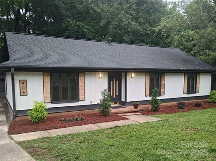 406 Wilcrest Drive sold home in Country Place, Matthews, NC