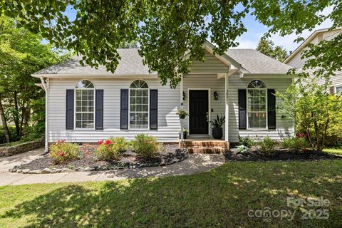 3801 Rosedown Drive sold home in Glenwood Manor, Matthews, NC