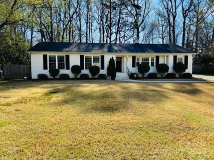 3817 Flowerfield Road