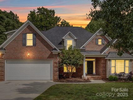 2608 Golden Bell Drive sold home in Cypress Pointe, Gastonia, NC