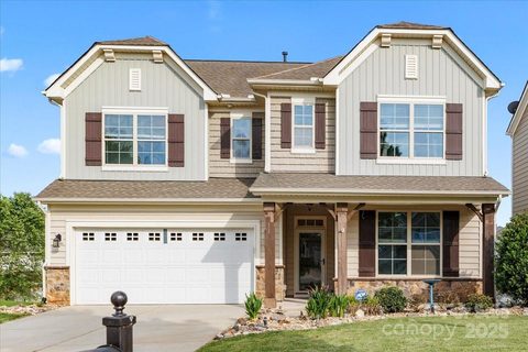 112 Artisan Court