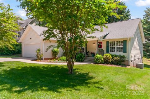 20 Grove Garden Avenue sold home in Biltmore Grove, Candler, NC