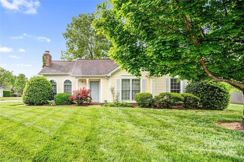 8901 English Saddle Lane sold home in Steelechase, Charlotte, NC