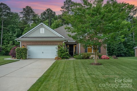 8737 Mullis Forest Court sold home in Olde Stonegate, Mint Hill, NC