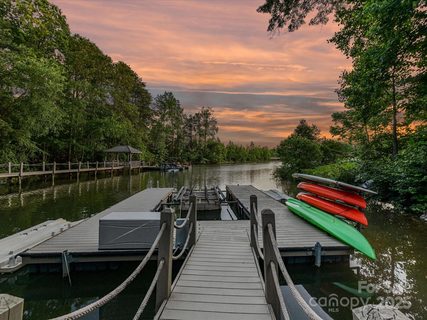 4290 Barbrick Street sold home in Edgewater, Sherrills Ford, NC