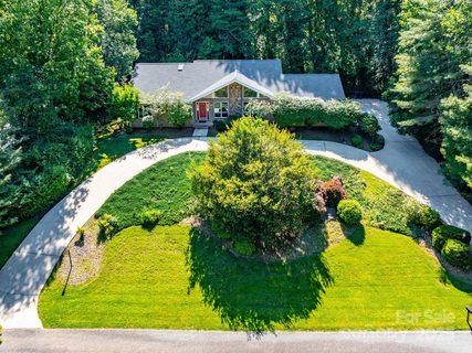 18 Westbridge Drive sold home in Westbridge, Hendersonville, NC