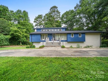 1261 Westbrook Circle sold home in Wesley Park, Gastonia, NC
