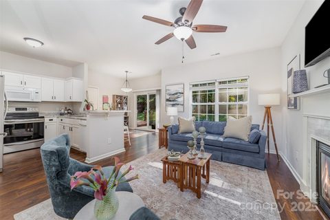 16121 Wrights Ferry Road sold home in Steelecroft Place, Charlotte, NC