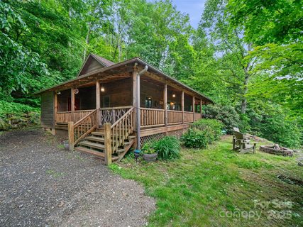 198 Bear Ridge Road sold home in Bear Ridge, Bakersville, NC