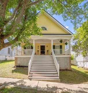 14105 Garden District Row