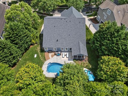 5005 Hedgebrook Lane