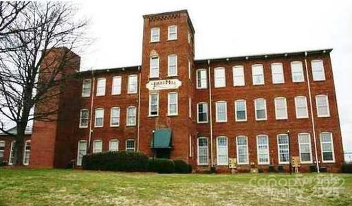 1 Buffalo Avenue active commercial property in Locke Mill Plaza, Concord, NC