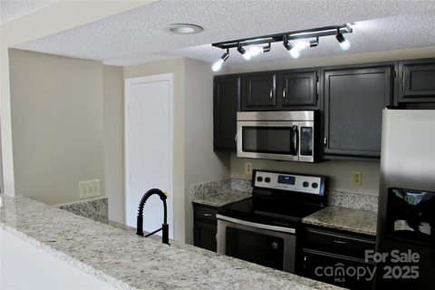 1604 Arlyn Circle sold condo in Colville II, Charlotte, NC
