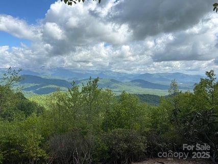 99999 Cliffledge Trail sold home in High Cliffs At Round Mountain, Black Mountain, NC