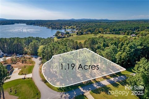 5255 Pier Pointe Drive sold home in Plantation Pointe, Granite Falls, NC