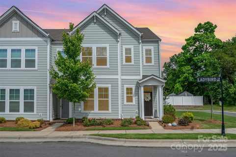 355 Ladybird Lane sold townhome in Chadwick Park, Pineville, NC