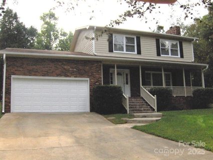 134 Crystal Circle sold home in Crystal Bay, Mooresville, NC