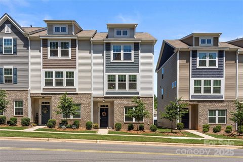 8316 Waxhaw Highway sold townhome in Main Street Station, Waxhaw, NC