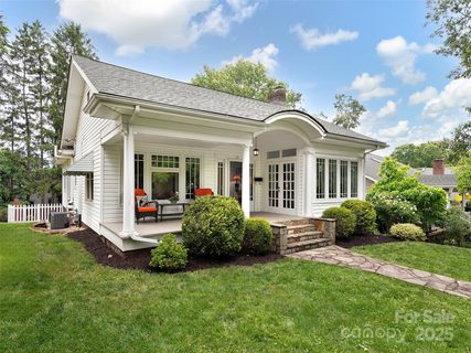 25 Mount Vernon Circle sold home in Colonial Place, Asheville, NC