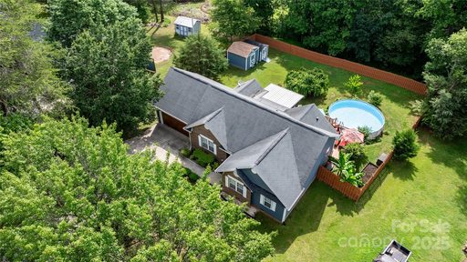 1305 Creekview Drive sold home in Laurel Woods, Gastonia, NC