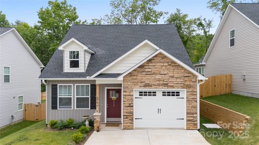 212 Rockrose Court sold home in Edgewood, Asheville, NC