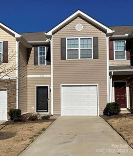 9170 Bradstreet Commons Way sold townhome in Crossley Village, Charlotte, NC