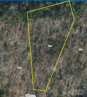 2296 Magnolia Place active home in Maverick Acres, Morganton, NC