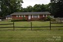 908 Ravendale Drive sold home in Charlotte, SC