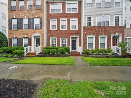 9564 Kings Parade Boulevard sold townhome in Arysley Townhomes, Charlotte, NC