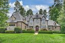 3032 Kings Manor Drive sold home in Matthews, SC