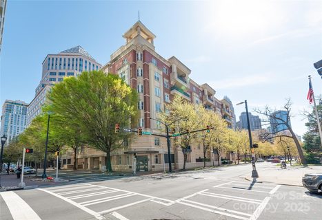 580 N Church Street sold home in Chapel Watch, Charlotte, NC