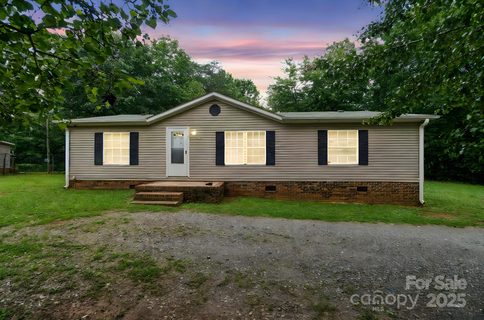 1245 Forest Ridge Road sold home in Forest Ridge, Bessemer City, NC