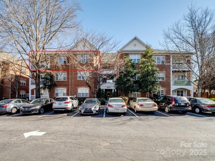 5617 Fairview Road sold condo in Wren Crest, Charlotte, NC