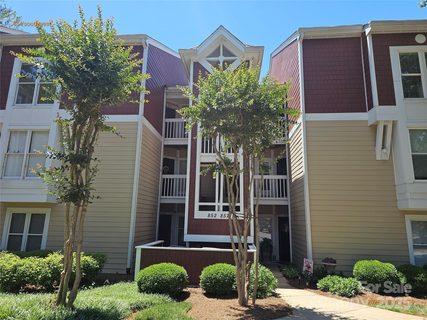 854 Southwest Drive