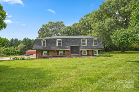 1867 Shannon Drive sold home in Shamrock Park, Conover, NC