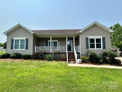 1545 Lewis Farm Road sold home in Lewis Farm Estates, Kings Mountain, NC