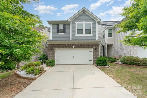 15524 Scholastic Drive sold home in Parkside, Charlotte, NC