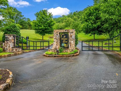 18 Giffords Lane sold lot in Pinchot Forest, Asheville, NC