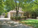 10300 Crestwood Drive sold home in Charlotte, SC